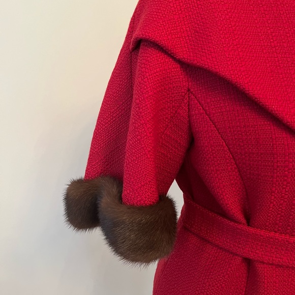 Light jacket with mink trim, belt and shaped collar - Picture 4 of 12